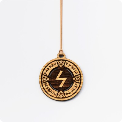 Руна Соулу - Руна солнца в руническом круге из дерева