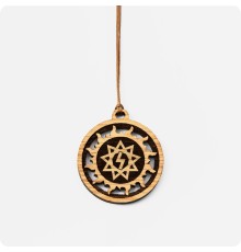 Оберег Перуница в Солнечном круге из Дуба