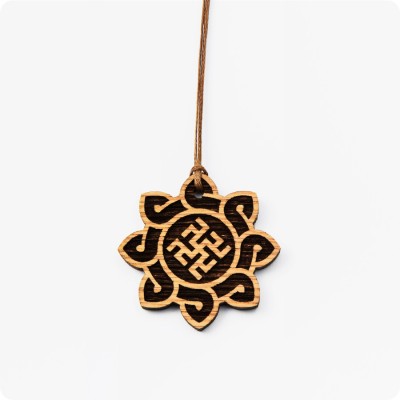 Оберег Одолень трава из Дуба в солнце