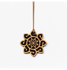 Оберег Алатырь-щит из Дуба в солнце