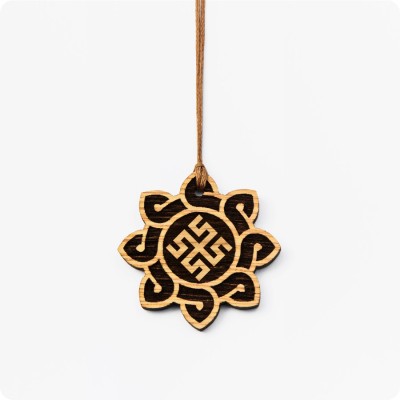 Оберег Боговник из Дуба в солнце