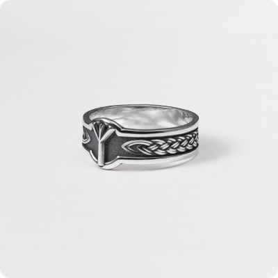 Кольцо с руной Альгиз из серебра