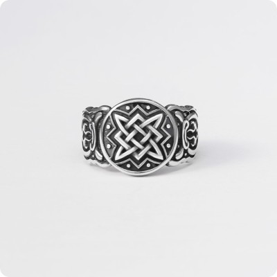 Кольцо Оберег Звезда Руси (Квадрат Сварога) из серебра
