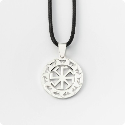 Оберег Ладинец из серебра в Солнечном Круге