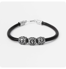 Кожаный браслет с рунами (Рунескрипт Победы в конкуренции - Тейваз, Соулу, Одал) (4мм)