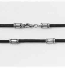 Кожаный шнур (пирамиды) с серебряными вставками